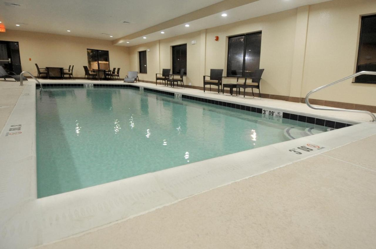 Holiday Inn Express Somerset By Ihg Luaran gambar